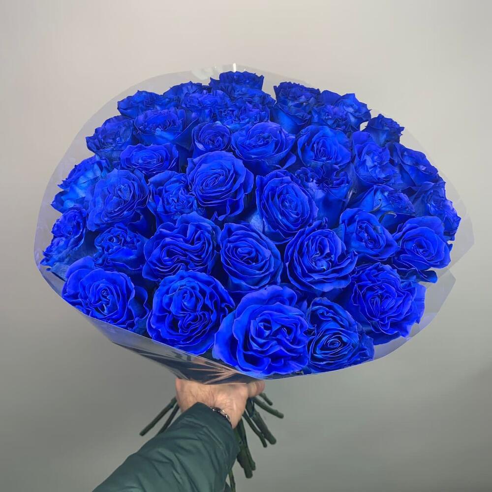 25 синих роз в стекле