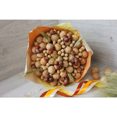 Букет из орехов "Савоярди"