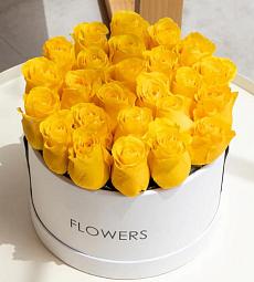 25 желтых роз в коробку