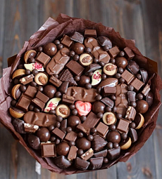 Букет из шоколада "Миндальный"