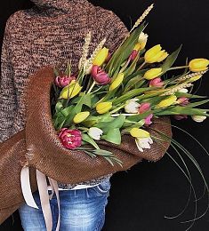 LUX 3.0 букет из тюльпан 